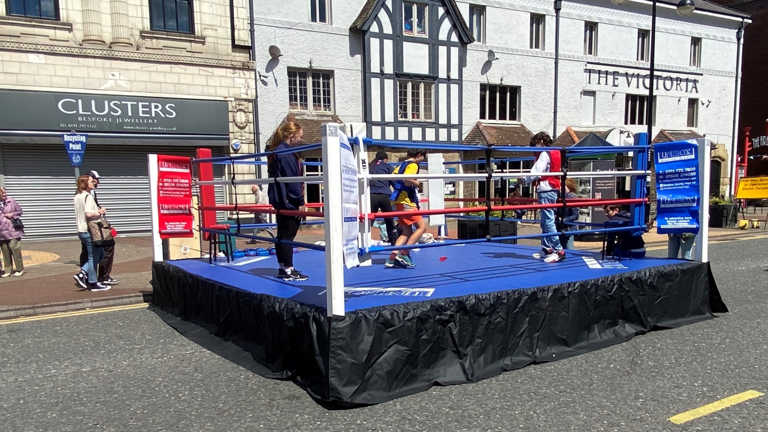 Apprentice Alys brings boxing to Whitley Bay England Boxing